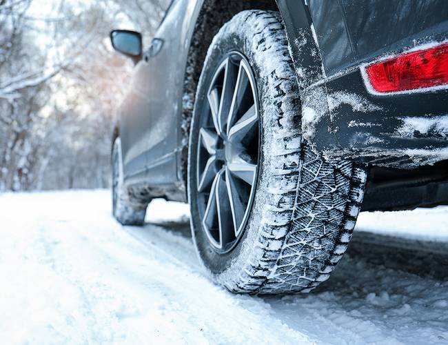 Loi Montagne : réservez et équipez vous en pneus neige pour cet hiver
